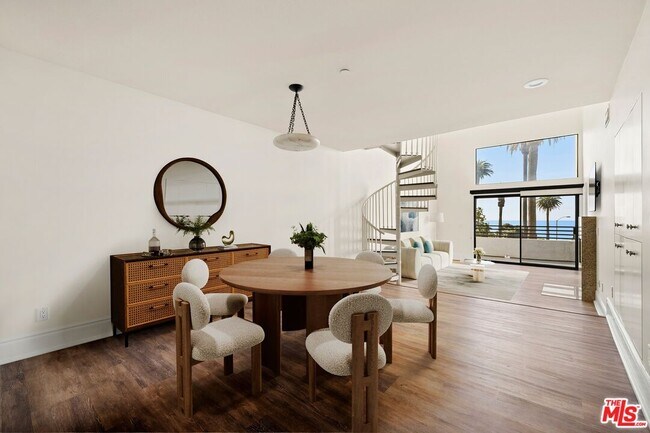 Foto del edificio - 311 Ocean Ave