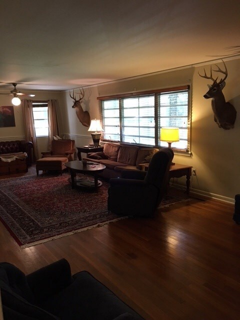 Building Photo - 1654 Pine Ridge Pl