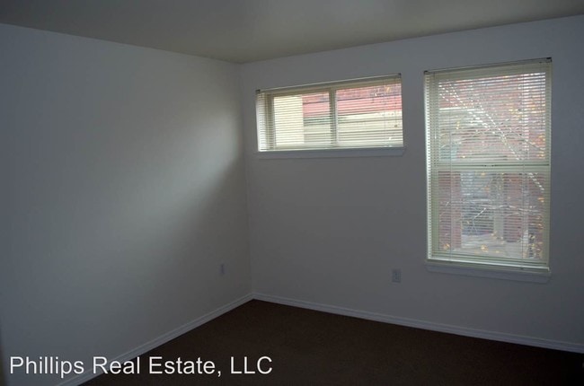 Building Photo - 311 Bellevue Ave E