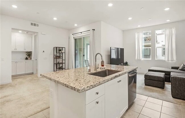 Foto del edificio - 26973 W Prospector Rd