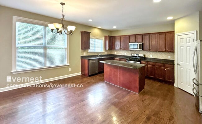 Building Photo - 1237 Broadgate Dr