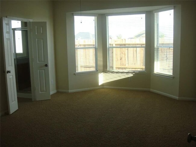 Building Photo - 4471 Gran Canary Dr
