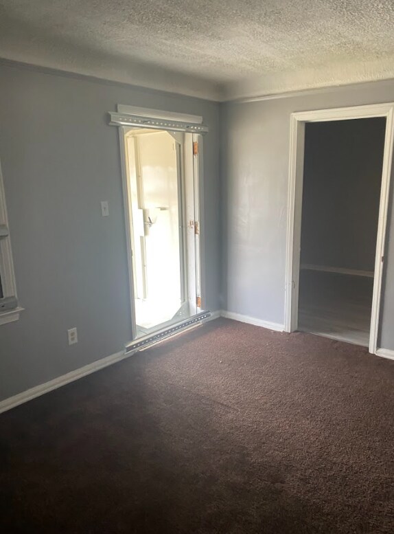 Foto del edificio - 19471 Concord St