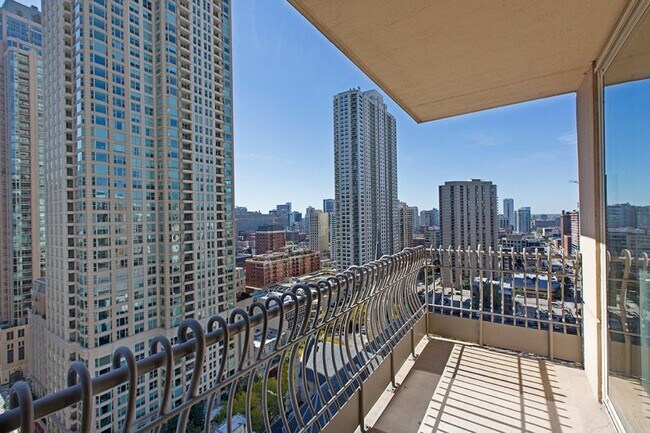 Building Photo - 640 N Wabash Ave
