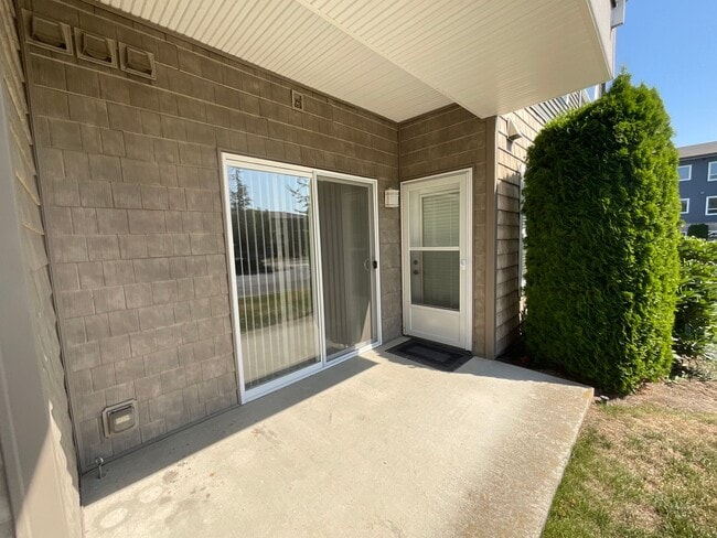 Building Photo - 512 Darby Dr