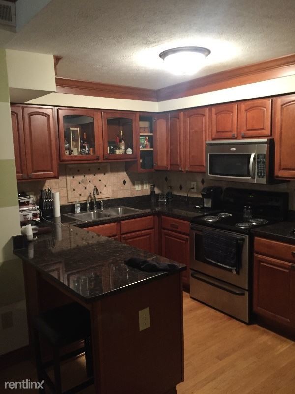 Building Photo - 1 br, 1 bath Apartment - 6 clark place