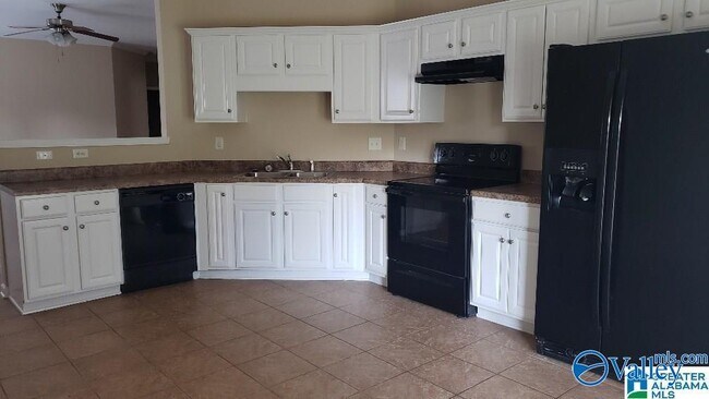 Foto del edificio - 2817 Oxmoor Glen Dr