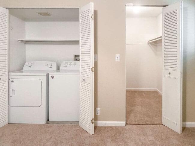 Building Photo - Sycamore Green Apartments