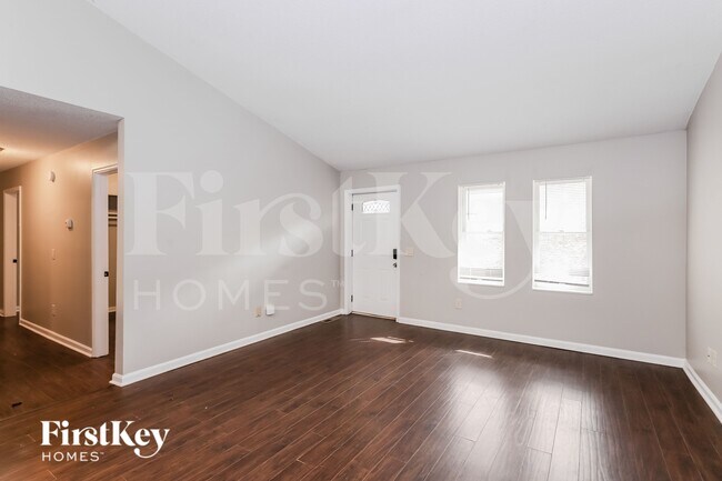 Foto del edificio - 4113 Winkler Way