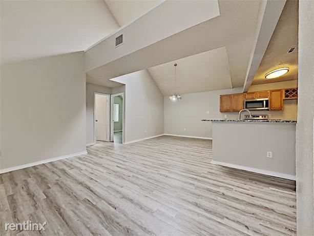 Building Photo - 3 br, 2 bath House - 6829 Driffield Circle W