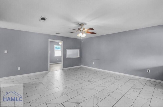 Building Photo - 160 Cherokee Cir