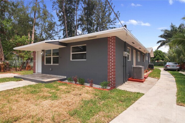 Foto del edificio - 11715 NW 22nd Ct