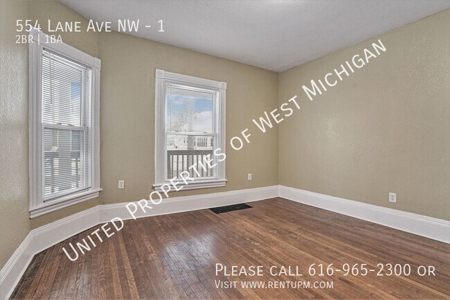 Building Photo - Available Now | 2 Bed 1 Bath Apartment in ...