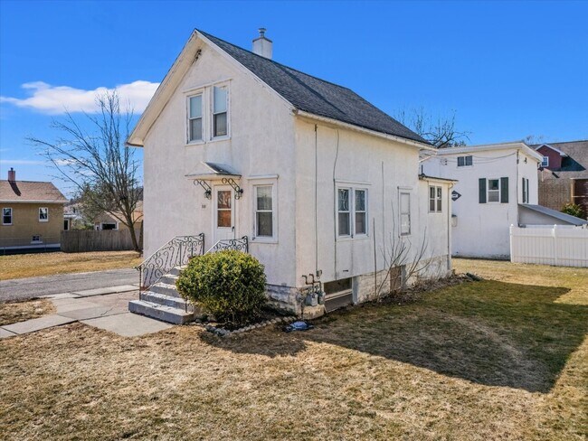 Foto del edificio - 709 Milan Ave