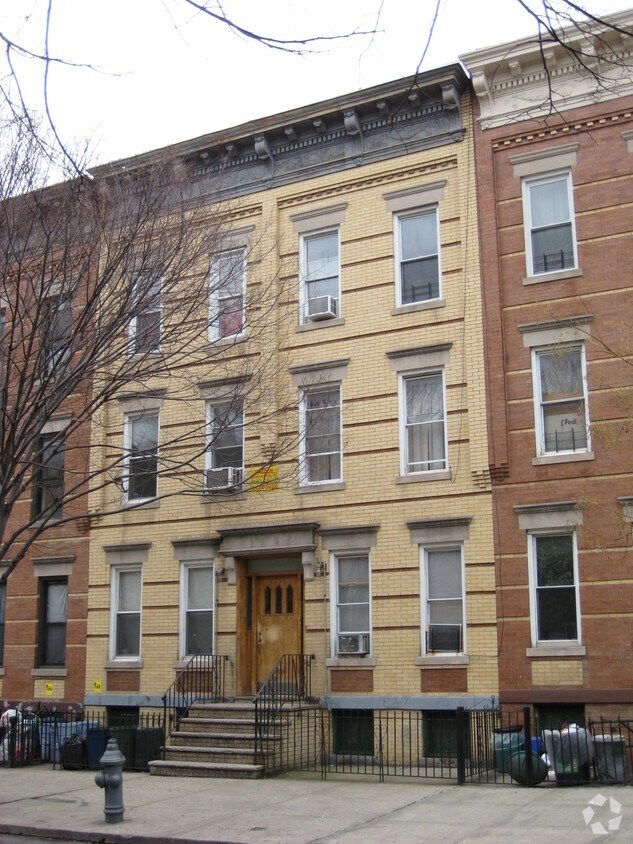 Building Photo - 1709 Madison St