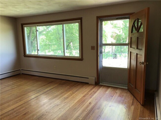 Building Photo - 233 Avery Hill Rd
