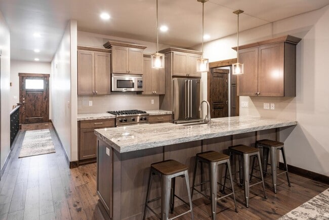 Foto del edificio - Modern Townhome in Black Rock Ridge