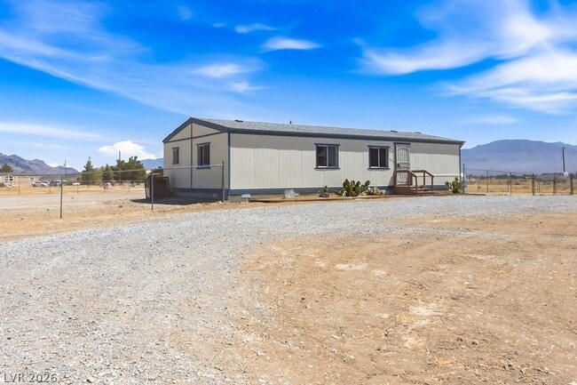 Building Photo - 4550 W Horn Rd