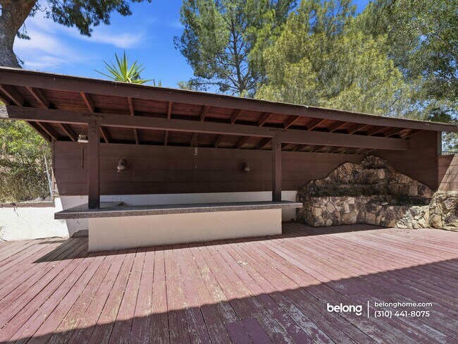 Foto del edificio - 35640 Dormer Rd