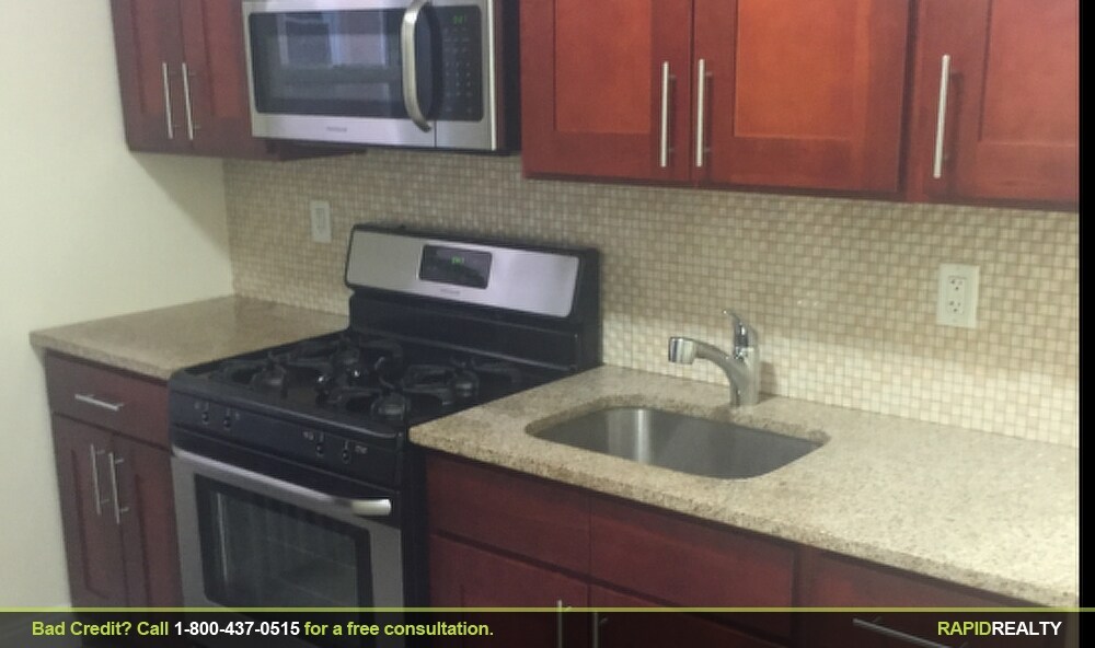 Foto principal - 10415 129th St