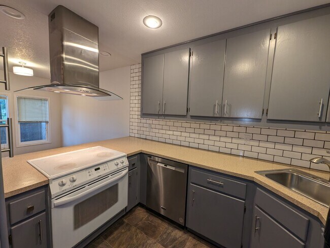 Foto del edificio - 5101 SW Mitchell St