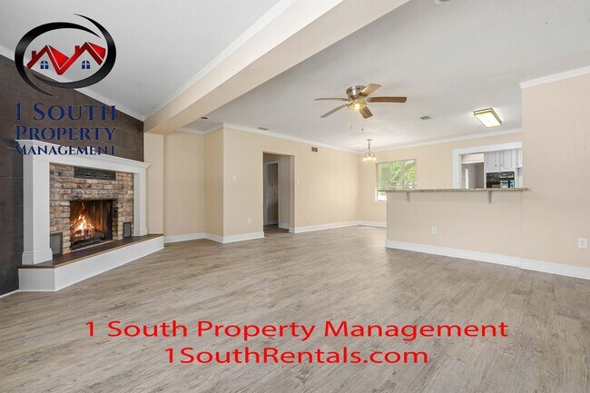 Foto del edificio - 3875 Hawthorne Dr