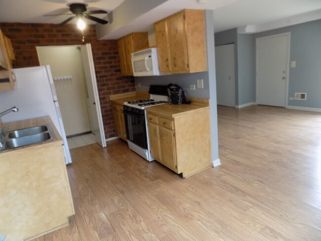 Foto del edificio - 1848 Stockton Dr