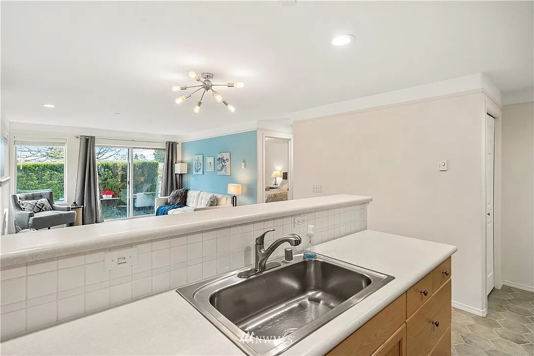 15330 Sunwood Blvd Unit E101, Tukwila, WA 98188 Condo for Rent in