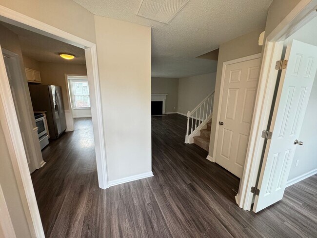 Foto del edificio - Gorgeous Three Bedroom Home!