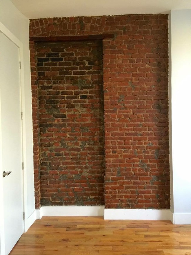 Building Photo - 699 Bushwick Ave