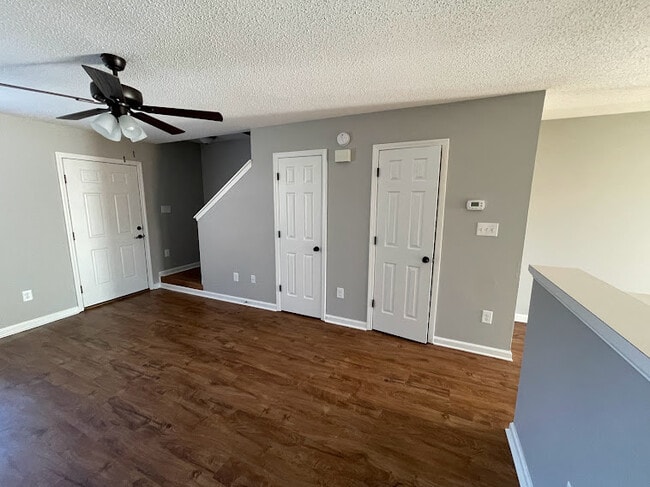 Foto del edificio - 6718 Bryant St