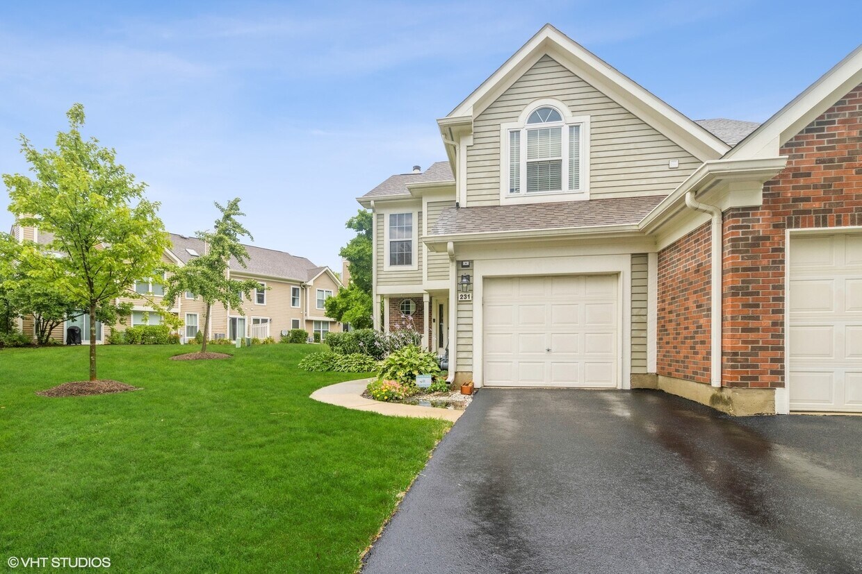 231 Steeplechase Ct, Schaumburg, IL 60173 Townhome Rentals in