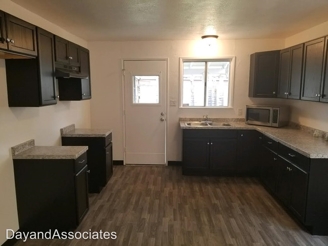 Foto del edificio - 3 br, 2 bath House - 13345 Grant Ave