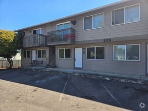 Building Photo - 326 Stanford Dr