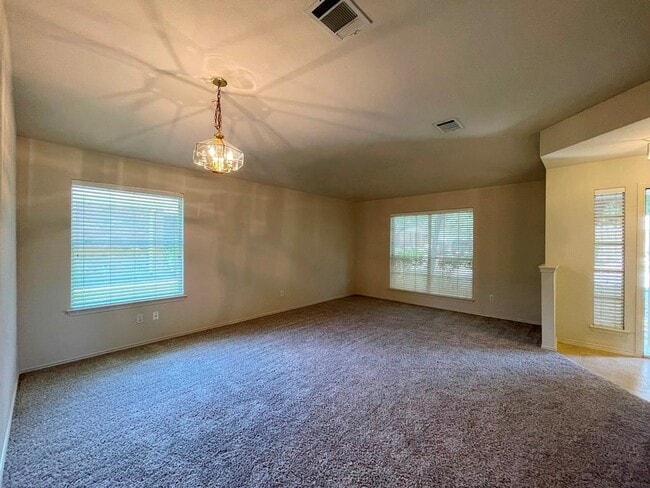 Building Photo - 2216 Ada Ln