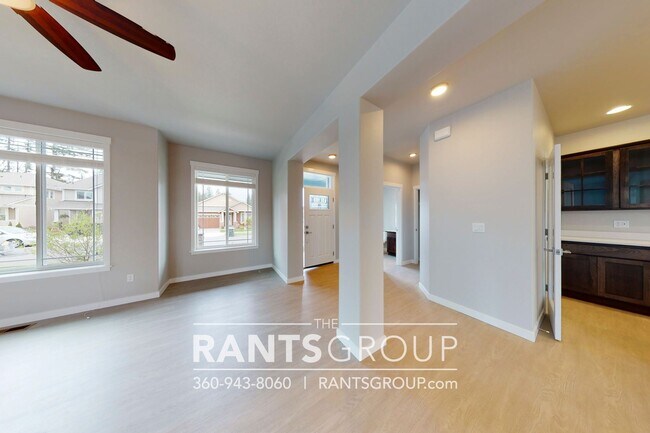 Building Photo - 3 br, 2.5 bath House - 9037 Priscilla Driv...