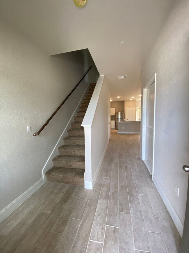 Foto del edificio - Brand NEW townhome in Live Oak!