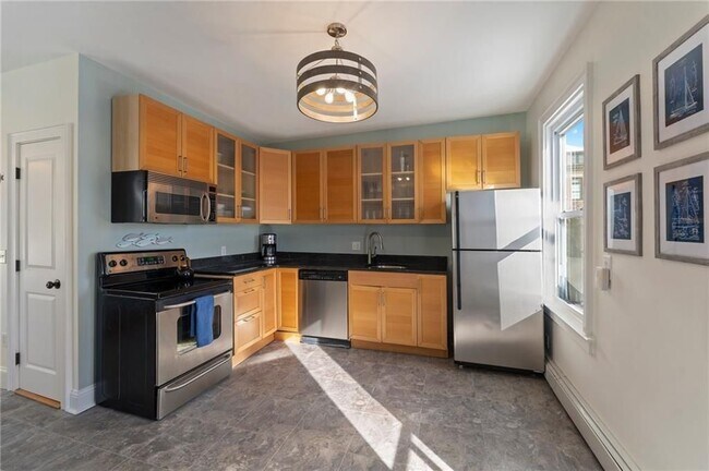 Foto del edificio - 15 Narragansett Ave