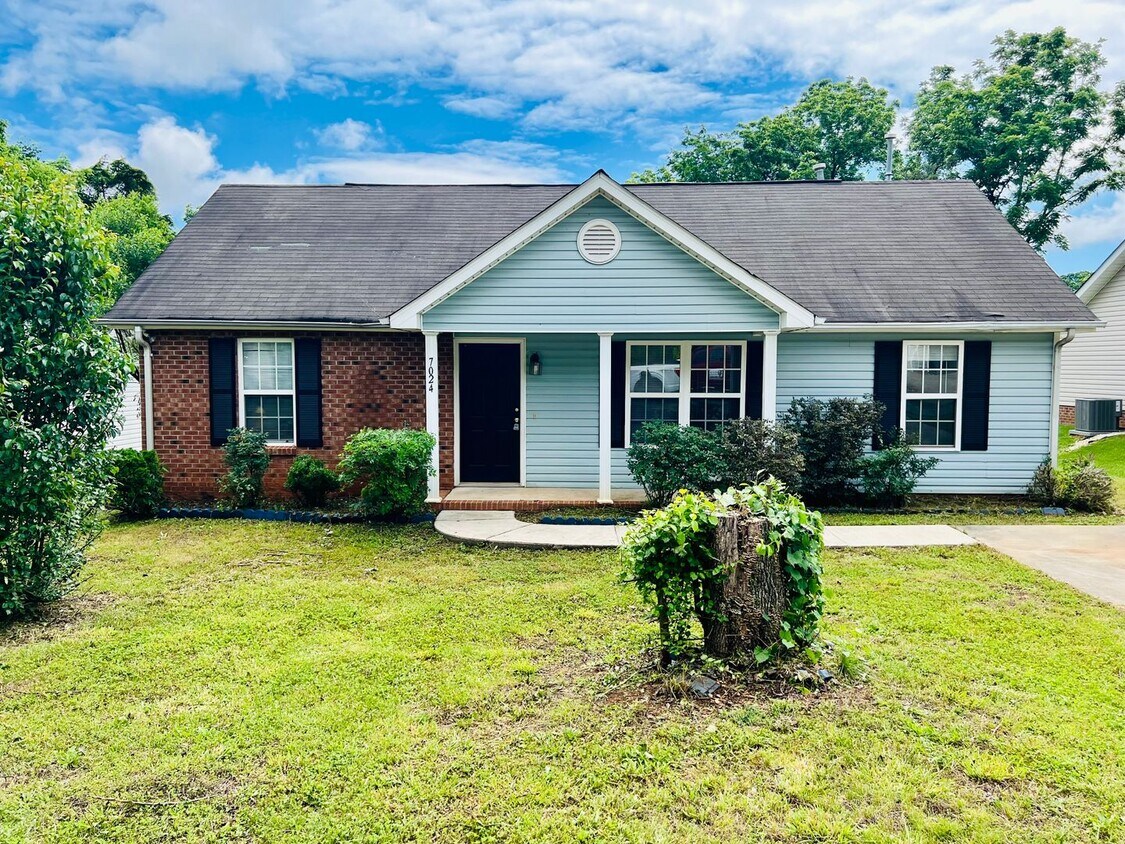7024 Rumple Rd, Charlotte, NC 28262 House Rental in Charlotte, NC