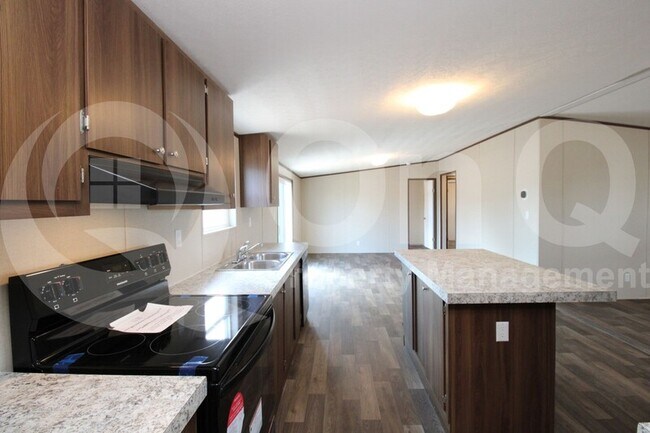 Foto del edificio - 553 S 89th Way