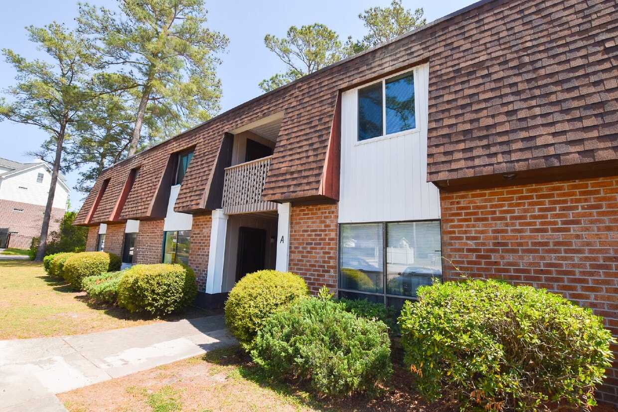 Charming Condo with community pool - Charming Condo with community pool