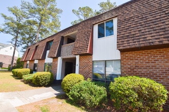 Building Photo - 615 Carter Ln