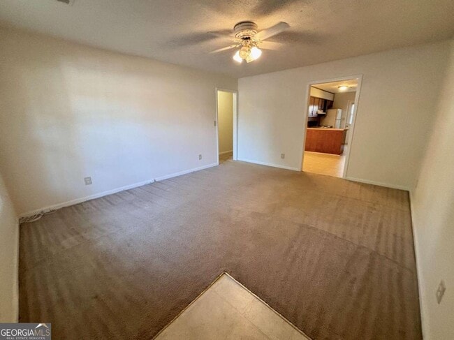 Building Photo - 516 Whitehall Ln
