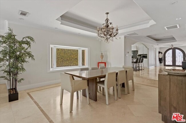 Foto del edificio - 4144 Nagle Ave