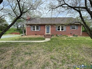 Building Photo - 2306 Larkwood Rd