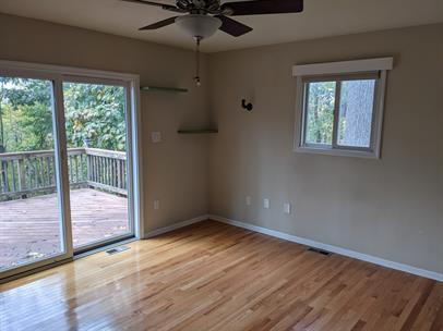 Foto del edificio - COMING SOON! Spacious 3BR Home featuring Hardwood Floors, Finished Basement & Custom Finishes — L...