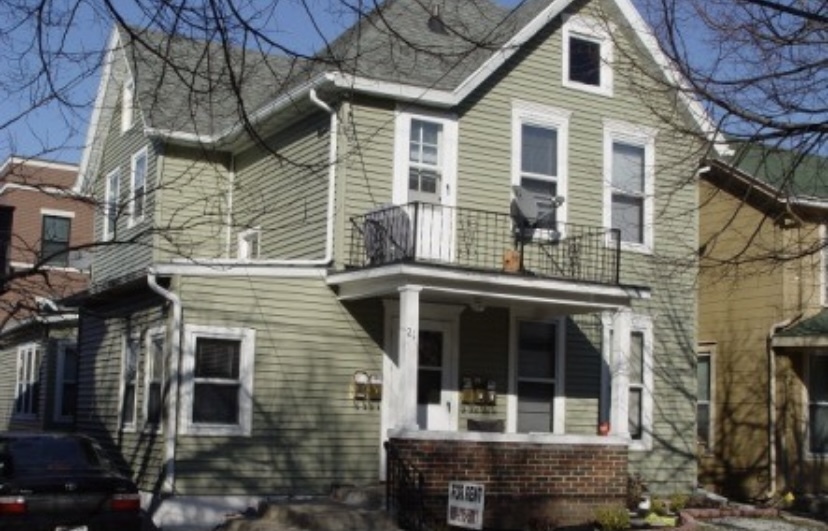 Primary Photo - 21 N Franklin St