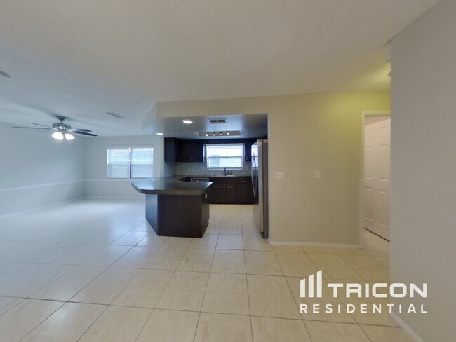 Foto del edificio - 9413 Barnstead Ln