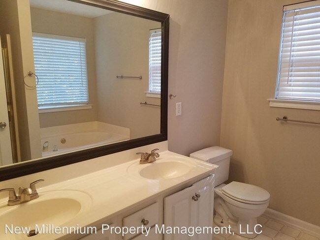 Foto del edificio - 2719 Windsor Ct NW