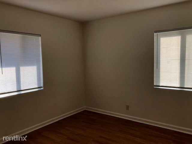 Building Photo - 4 br, 2 bath House - 1340 Meadow Lane